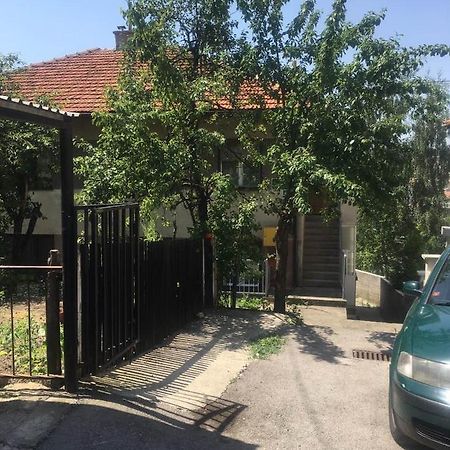 Apartmans Adi 塞拉耶佛 外观 照片